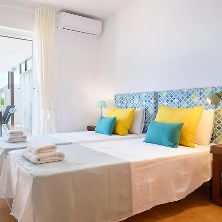 Casa Benita, Relax Y Tranquilidad Junto A Playas De Papagayo * Playa Blanca (Lanzarote)